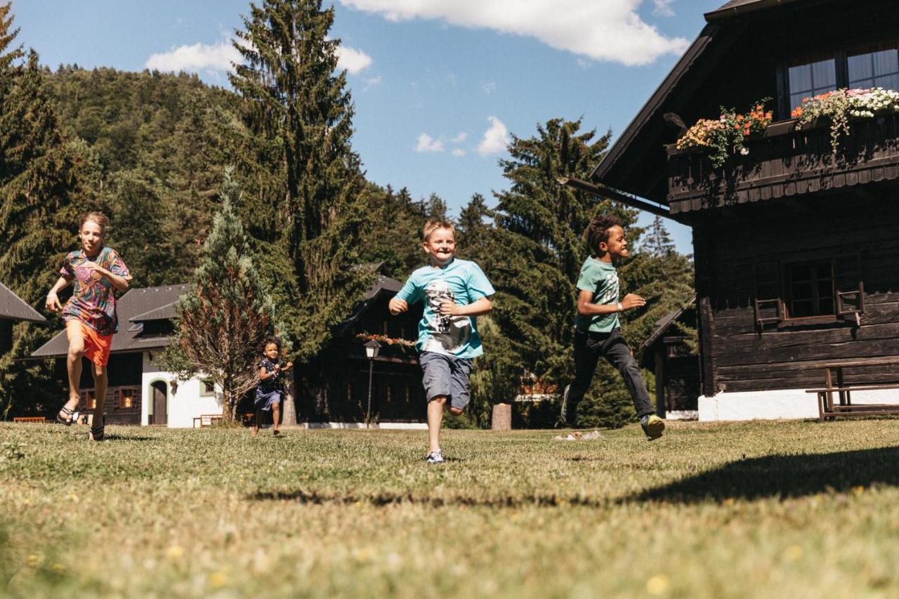 Naturel Hoteldorf Seeleitn Faak am See Zewnętrze zdjęcie